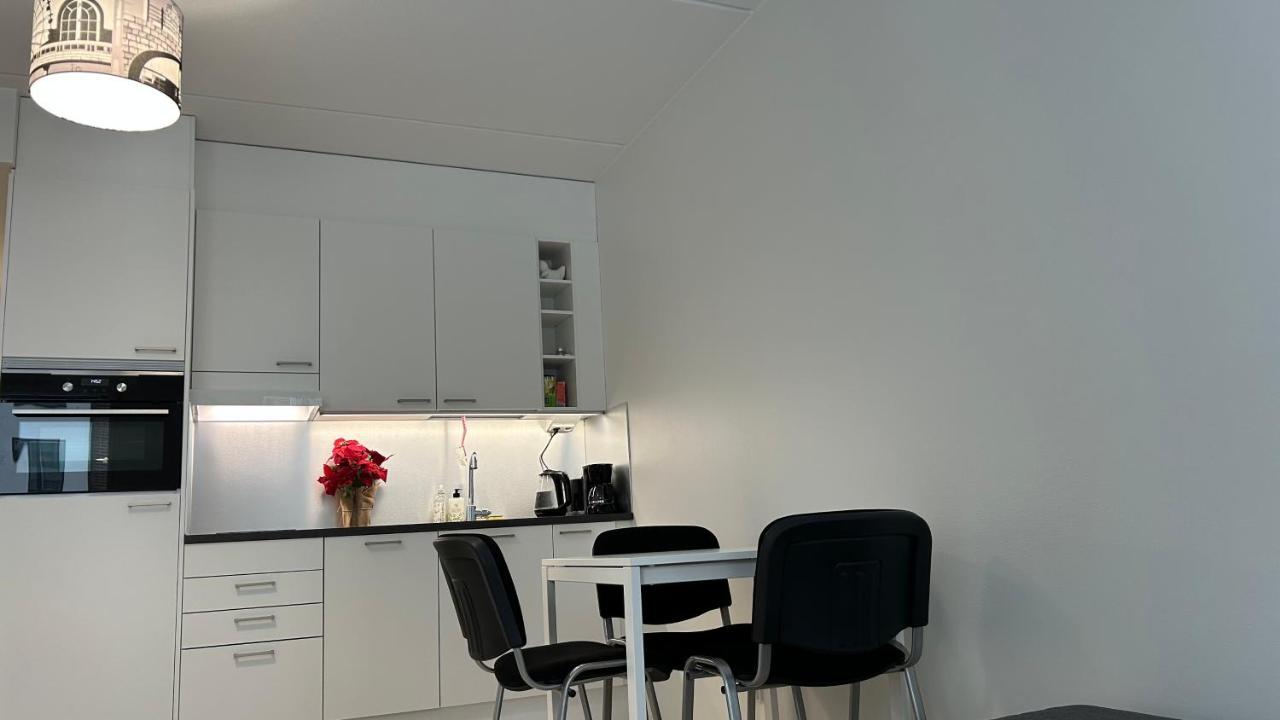 Entire Apartment Near Helsinki Airport In Kivistoe ヴァンター エクステリア 写真