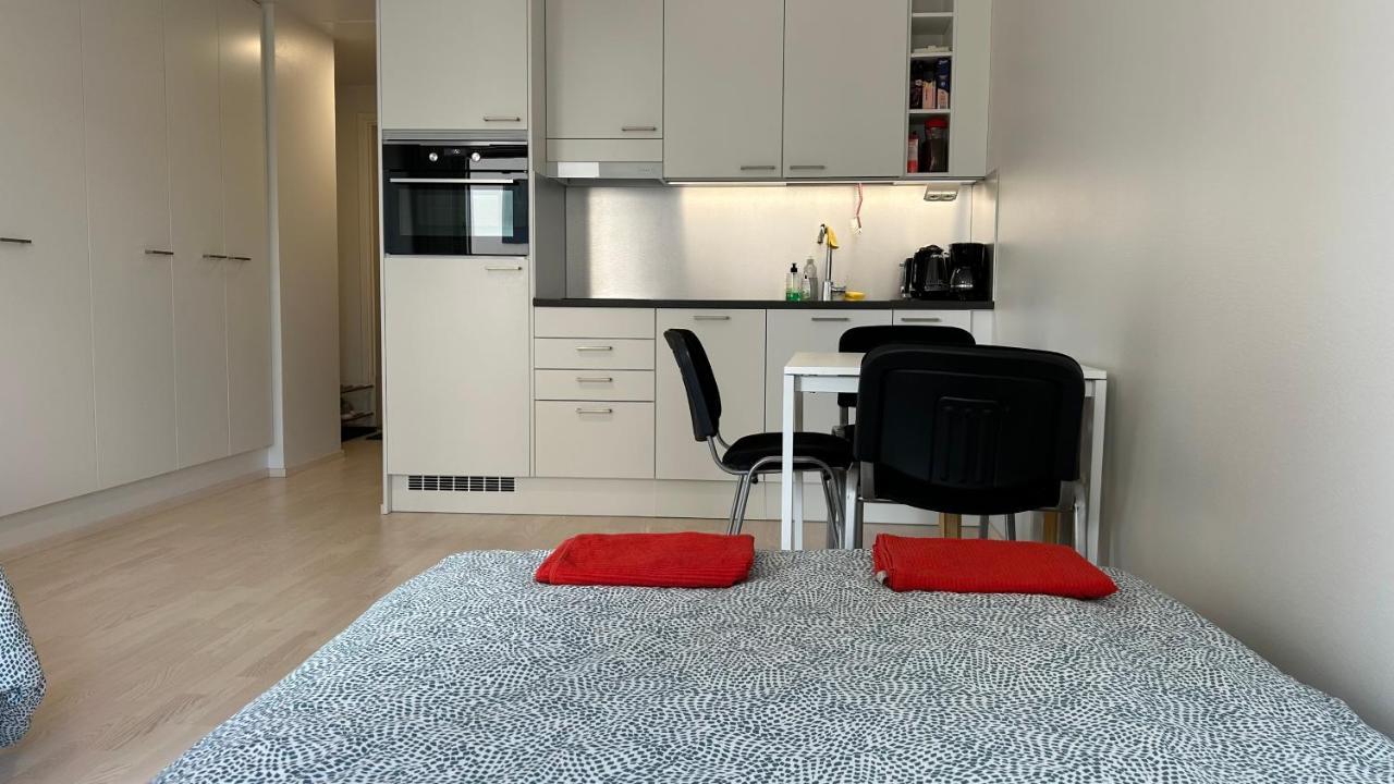 Entire Apartment Near Helsinki Airport In Kivistoe ヴァンター エクステリア 写真